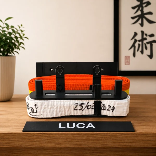 Suporte para Cintos de Artes Marciais